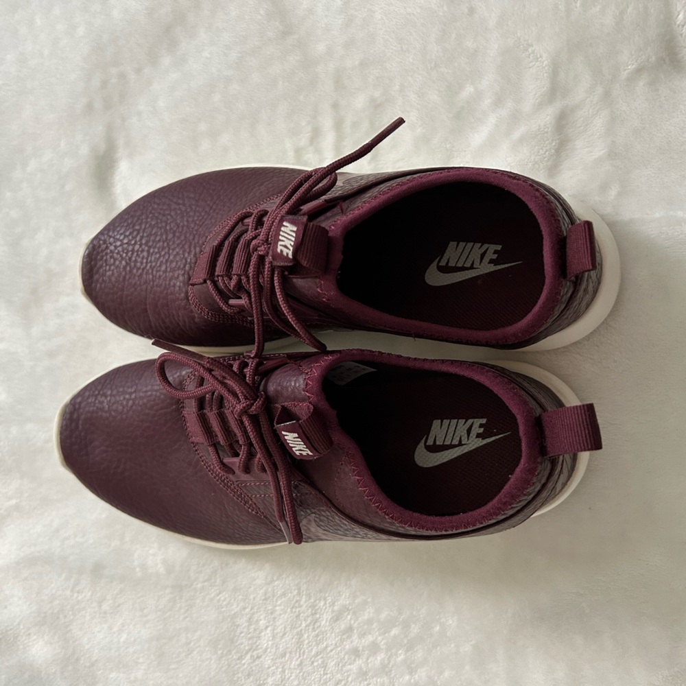 Nike Maroon Sneakers - women